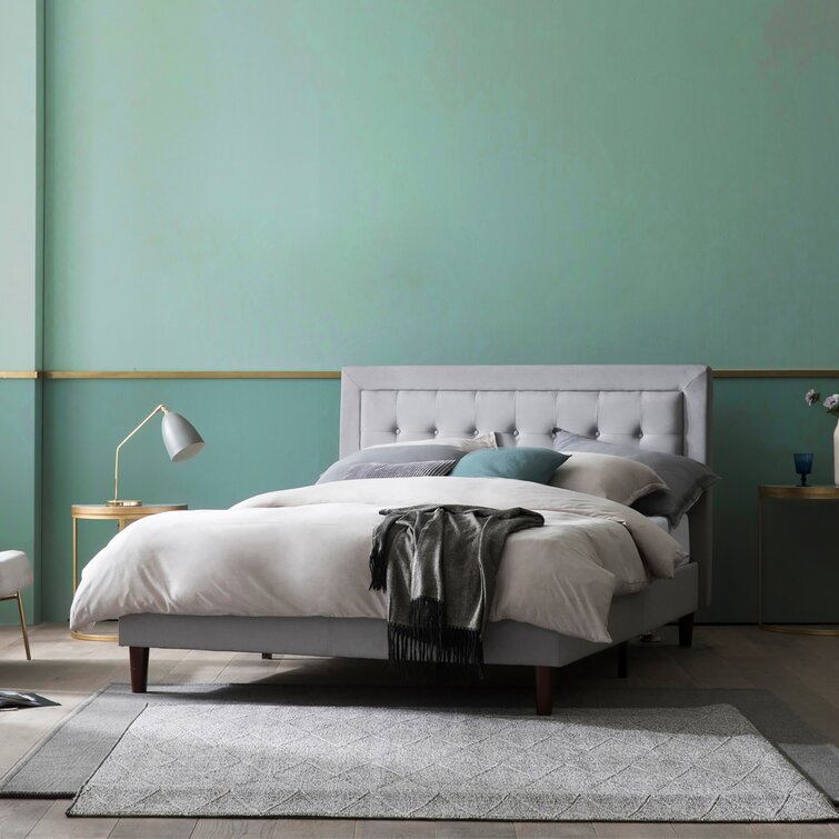 Grey tufted bed deals queen